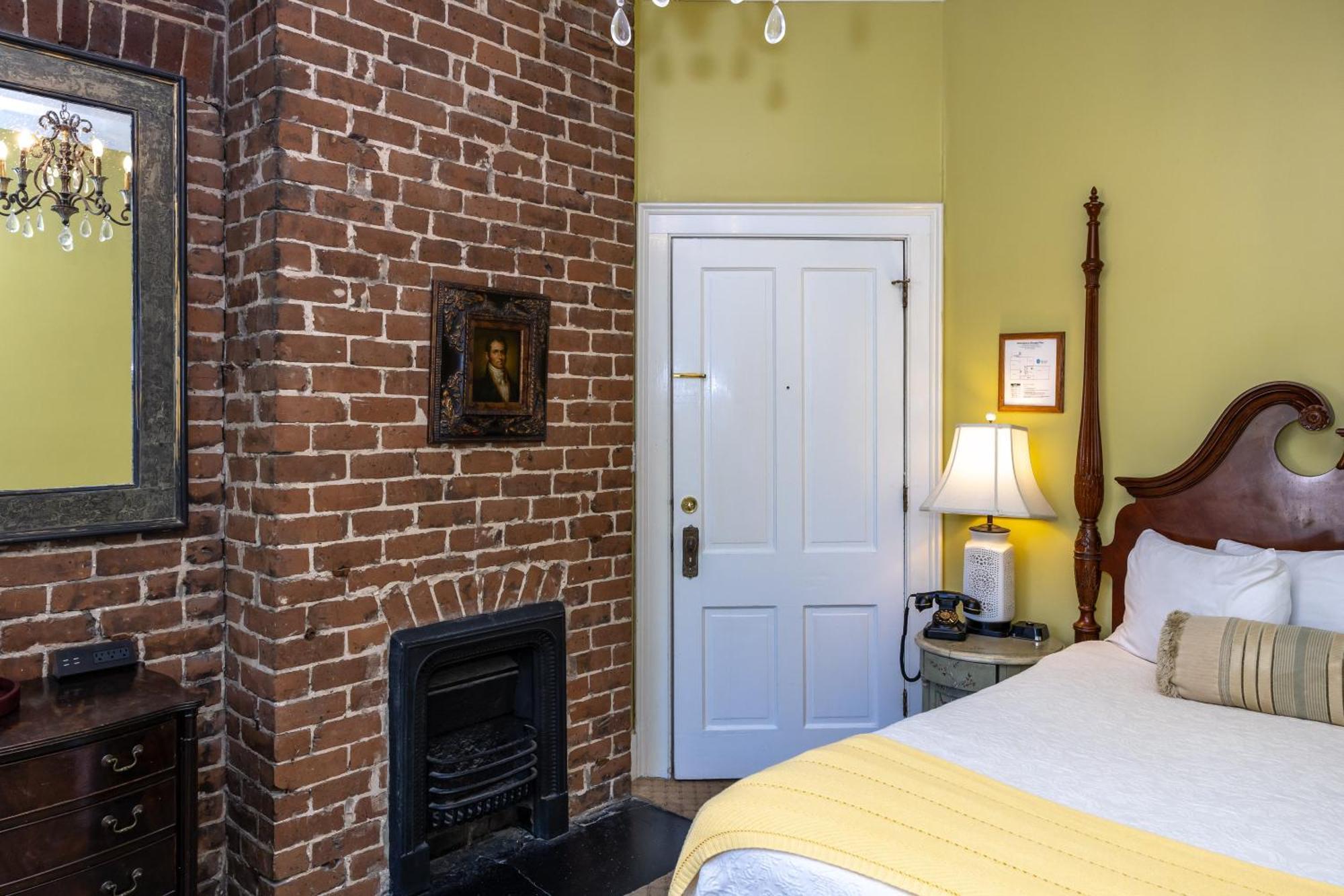 Eliza Thompson House, Historic Inns Of Savannah Collection (Adults Only) Экстерьер фото